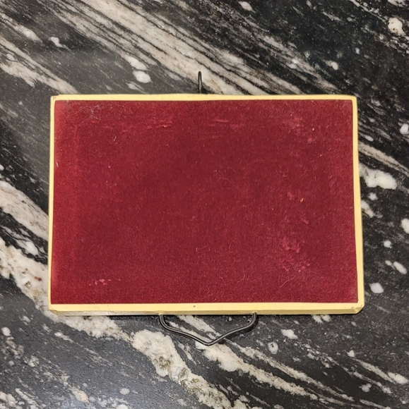 Vintage Home Interior 3D Love Is Kind Patient And Trusting Wall Decor 4pc - Picture 7 of 10